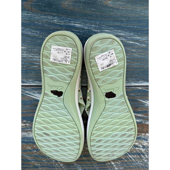 Bumble Bee Clarks Cloudsteppers Women's Sandals/Shoes size 10; Flip flops - Picture 4 of 8